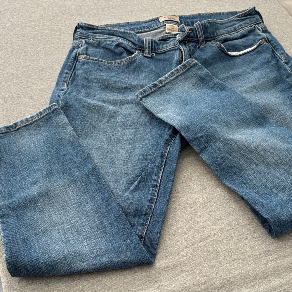 GAP Women's Skinny Jeans in Classic Blue